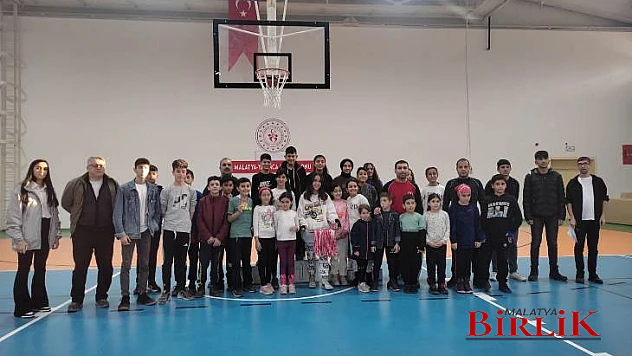 Dostluk Kupası Şampiyonası Minikler Ve Yıldızlar Yarışması Yapıldı