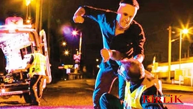 Eker, Sağlık Çalışanlarına Uygulanan Şiddetin Faillerini Kınıyoruz