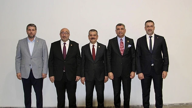 Elazığ Milletvekilleri Baskil Kayısı İçin Tek Ses Oldu, Malatya Sessiz Kaldı