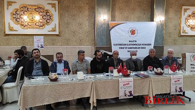 Elektrikçiler Esnaf Ve Sanatkarlar Odası Üyeleri İstişare Toplantısında Bir Araya Geldi