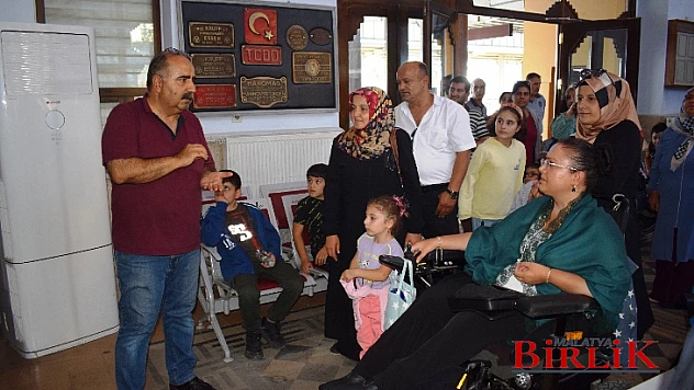Engelliler Hava Alanı Ve Tren Garını Gezdiler