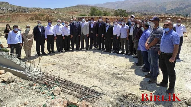 Erkenek Göletindeki Su Tutma Problemi Çözüldü