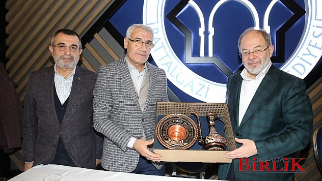 Eski Bakan Akdağ, Battalgazi'deki İstişare Toplantısına Katıldı