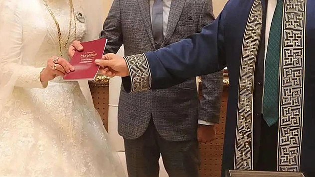 Evlilik Kredisine Yeni Düzenleme: 2 Yıl Geri Ödemesiz, 48 Ay Vadeli