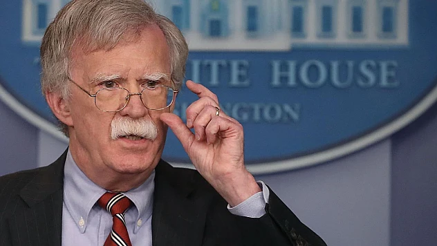 FBI, John Bolton'un ofisinde gizli belgeler buldu