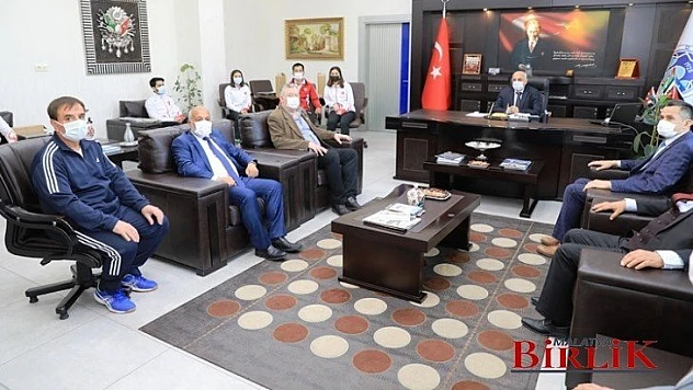 Federasyon Başkanı Özmekik'ten Battalgazi Belediyesi'ne Teşekkür Ziyareti