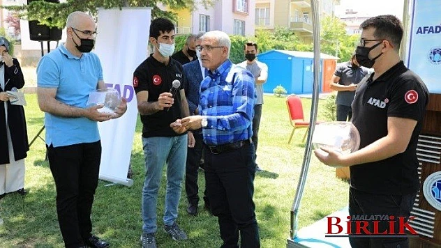 Gelincik Tepesi'nde 678 Konut Hak Sahiplerine Teslim Edildi