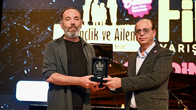 Genç Yönetmenlerden Aileye Duyarlı Mesajlar: Kısa Film Yarışması Tamamlandı