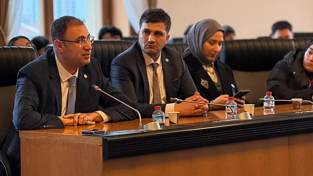 Gençlerden Ülke Gündemine Dair İstişare