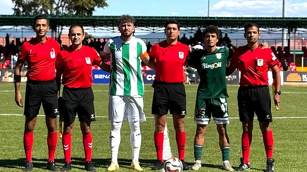 Gergin Maçta İki Kırmızı Kart, İki Geç Gol: Yeşilyurtspor Sahadan Puansız Ayrıldı