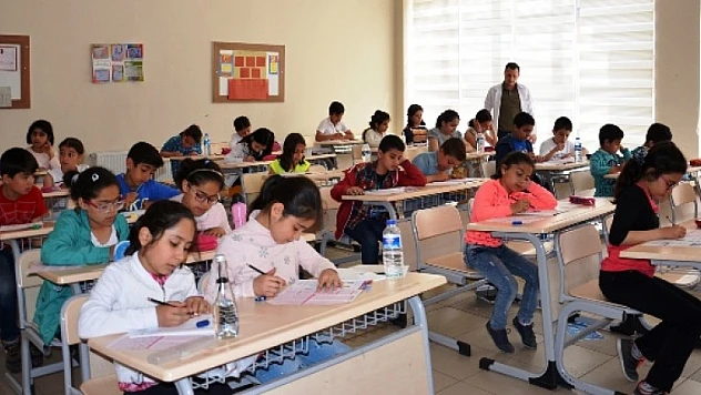 Semt Konakları Kazandırmaya Devam Ediyor