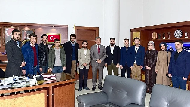 Gençlerimizin Fikir Ve Düşüncelerini Önemsiyoruz