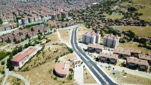 Büyükşehir Kent Merkezinde 2.5 Km Asfalt Çalışması Yaptı