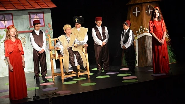 Büyükşehir'in Çocuk Tiyatrosu Göz Doldurdu