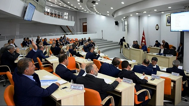 Encümen Ve Komisyonlara Üye Seçimleri Yapıldı