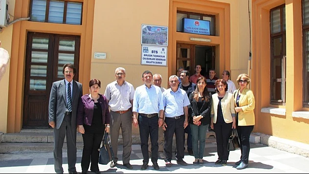 Ağbaba, FETÖ Hastanesini Bir Damattan Alıp Diğerine Verdiler