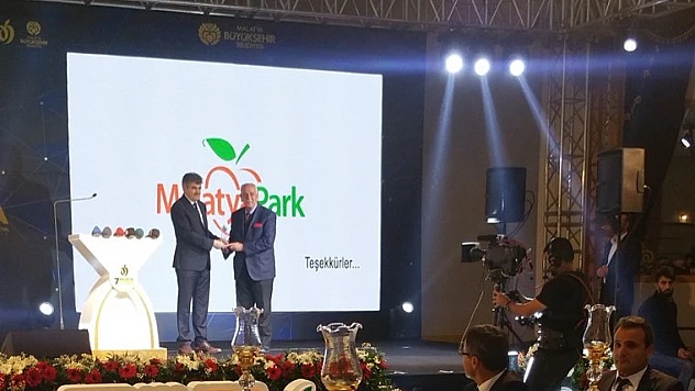 MALATYAPARK, Atamızın Tavsiye Ettiği Yolda Kültür ve Sanatın Merkezi