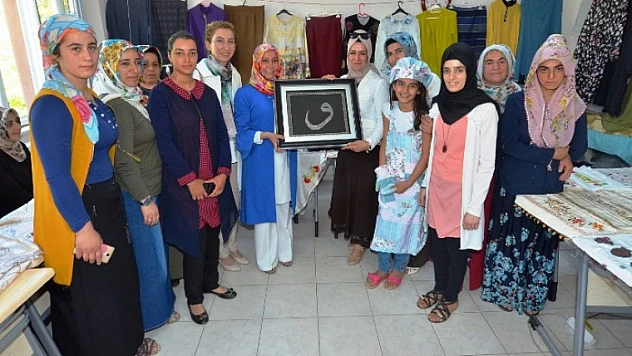 Bayanlarımız Farklı Meslekler Öğrenip, Ev Bütçelerine Katkı Sağlıyor