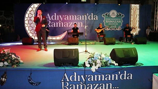  Önül'ün İlahileriyle Güzel Bir Gece Yaşadı