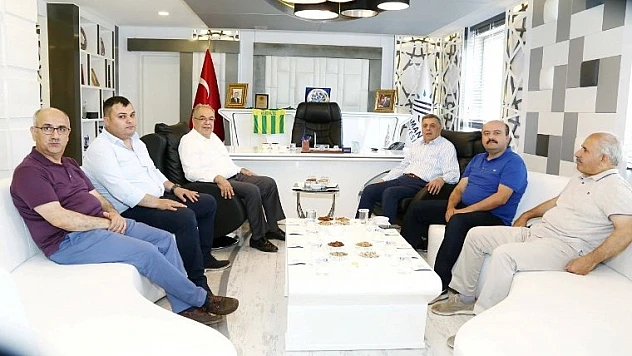 Eski Milletvekillerinden Başkan Kutlu'ya Ziyaret