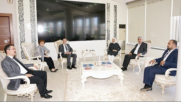 Ak Parti Genel Başkan Yardımcısı Çalık'tan Başkan Polat'a Ziyaret