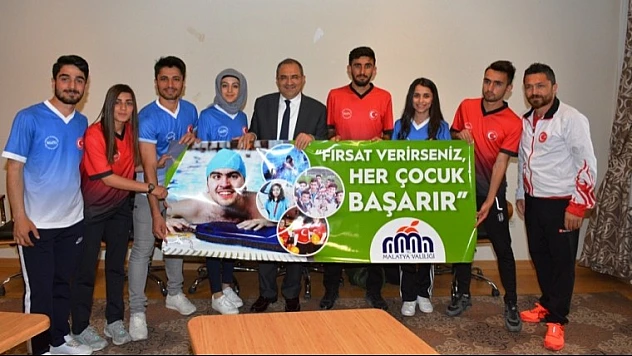 Başarılı Sporcular Vali Kaban'ı Ziyaret Ettiler