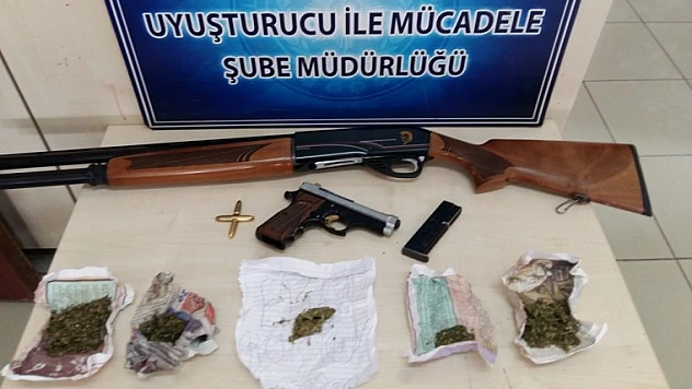 703 Gram Toz Esrar Maddesi Yakalandı