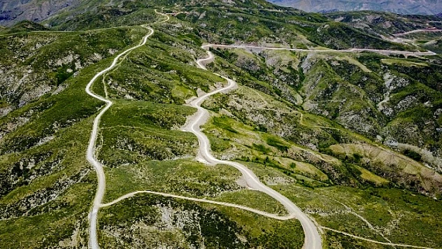 3.5 Metrelik Yol 12 Metreye Çıkarılıyor