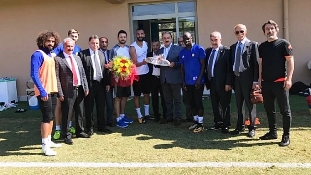 Keskin'den Yeni Malatyaspor Antrenmanına Ziyaret 