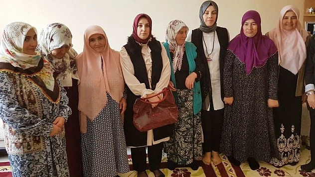 Vali Ali Kaban'ın Eşi Neriman Kaban, Doğanyol İlçesinde