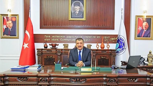 Başkan Gürkan'ın Berat Kandili Mesajı