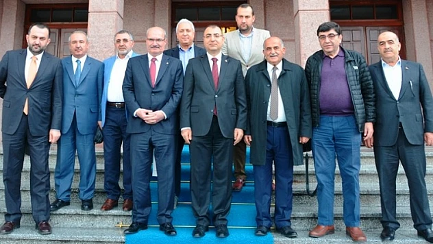 ATO Başkanı Gürsel Baran, Vali Toprak'ı Makamında Ziyaret Etti