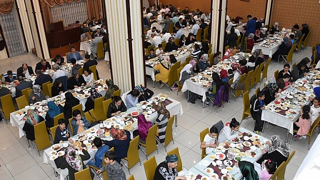 Malatya TSO'dan Yetim Ailelerine İftar