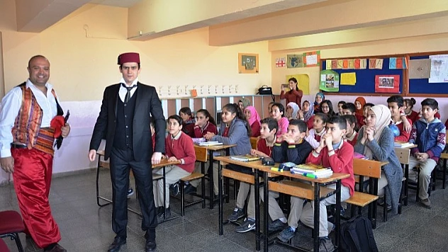 MBŞT, Dünya Tiyatro Günü'nü Kutladı