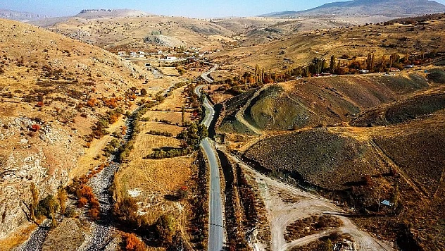3 Metrelik Yol 10 Metreye Çıkarılıyor