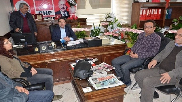 Eğitim-Sen'den CHP'ye Hayırlı Olsun Ziyareti