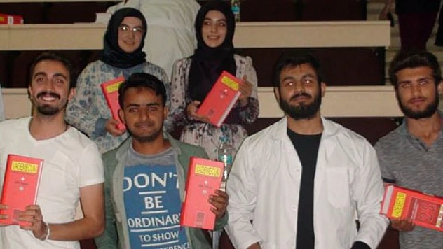 İnönü Üniversitesi Tıp Fakültesinde Vademecum Dağıtıldı