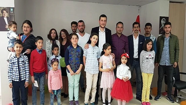 İYİ Parti Gençlik Kollarından 23 Nisan Şenliği