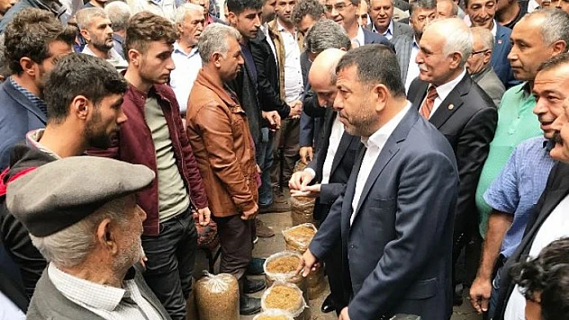 Ağbaba, Milletle İnatlaşamazsa Adıyamanlı Tütün Üreticisiyle De İnatlaşmayın