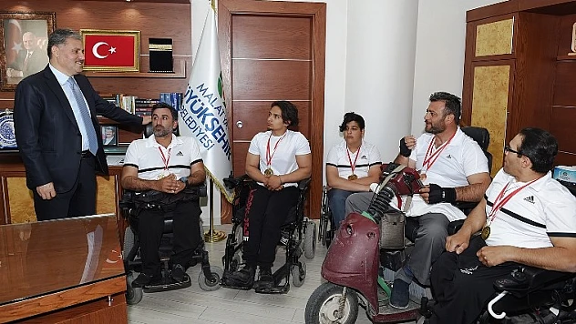 Engelli Sporculardan Başkan Çakır'a Ziyareti