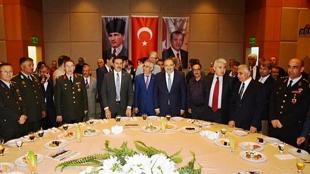 Malatya'da Resmi Bayramlaşma Yapıldı