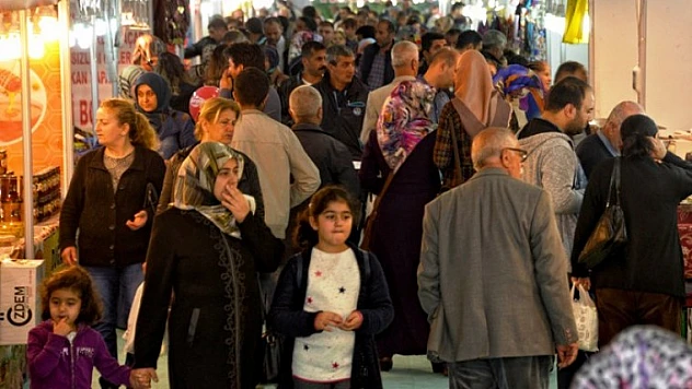 3. İl İl Yöresel Ürünler Fuarı Devam Ediyor