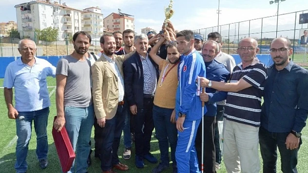 Polat, Engelli Kardeşlerimizin Gayreti Ve Çabası Takdire Şayan