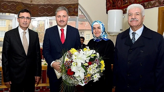 Çakır, Amacımız Ülkeye Topluma Yararlı Bireyler Yetiştirmek