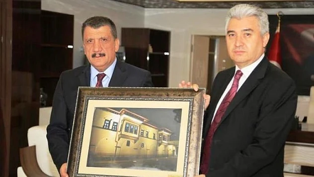 Malatya Cumhuriyet Başsavcısı Usta, Başkan Gürkan'ı Ziyaret Etti