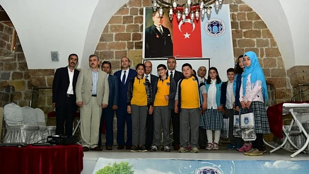 12 Ortaokulun Katıldığı Bilgi Yarışmasının Finali Yapıldı