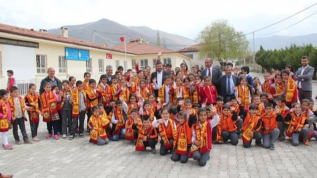 Ağbaba, '24 Haziran'da Çocuklarımızın Geleceğini Oylayacağız'