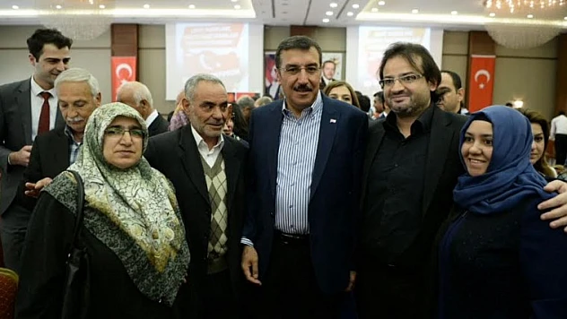 Bakan Bülent Tüfenkci, Şehit Yakınları Ve Gazilerle Buluştu