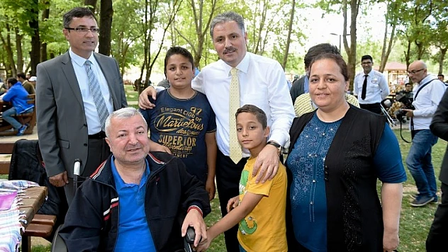 Başkan Çakır Engellilerle Piknikte Buluştu