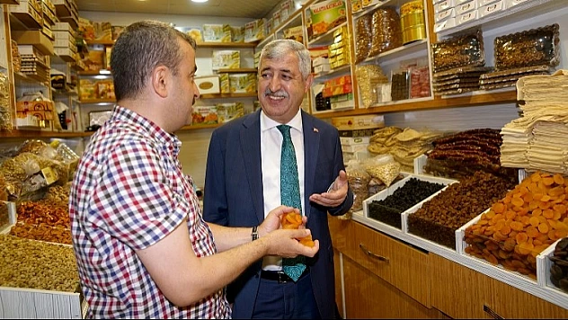 Başkan Polat Şire Pazarı Esnafıyla Bir Araya Geldi